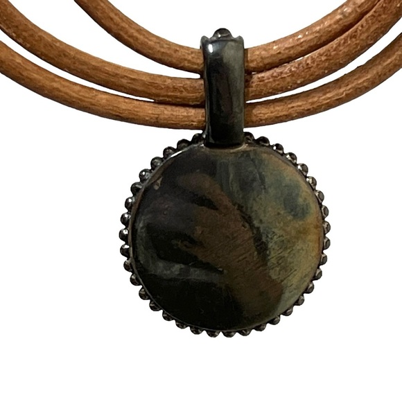 Talbots Real Black Stone Pendant Choker NWT - Picture 3 of 4